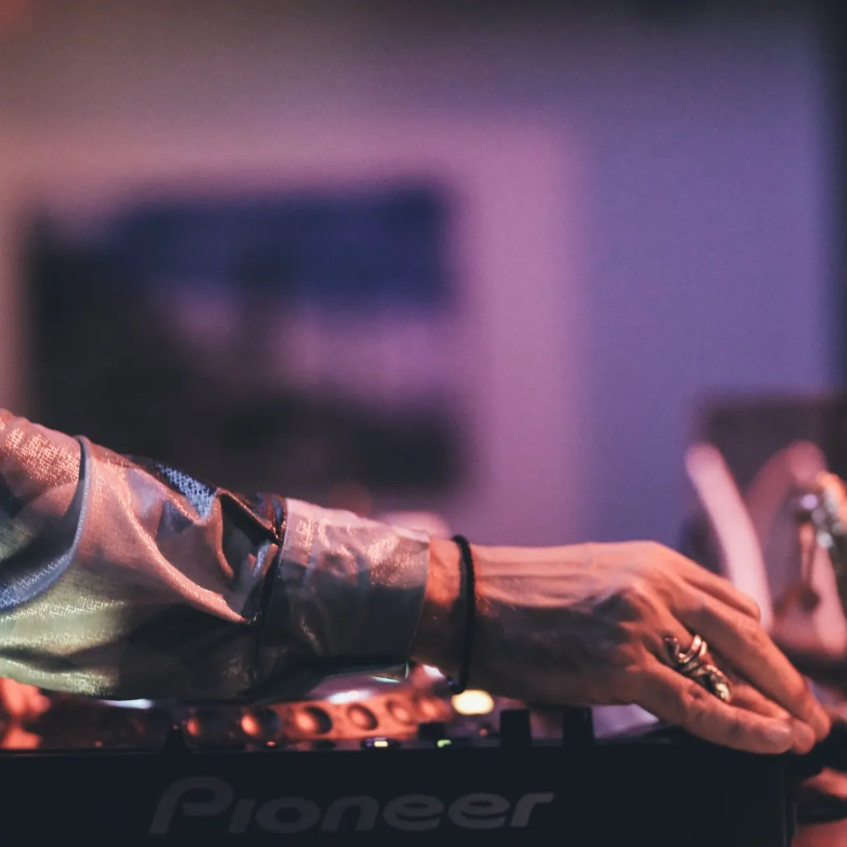 Versatility in Sound and
Musical Education