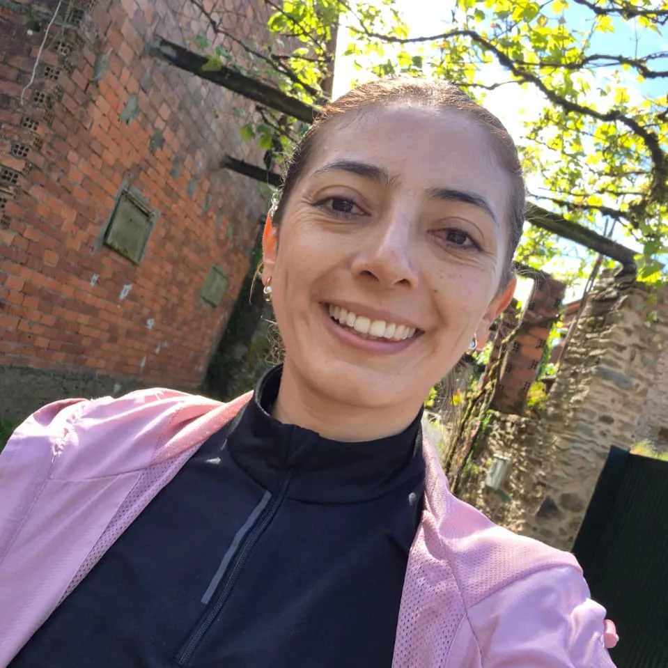 “Por fin encontré un lugar donde hablar de mi fe sin sentirme rara. El Refugio Católico me devolvió paz y ganas de seguir.”