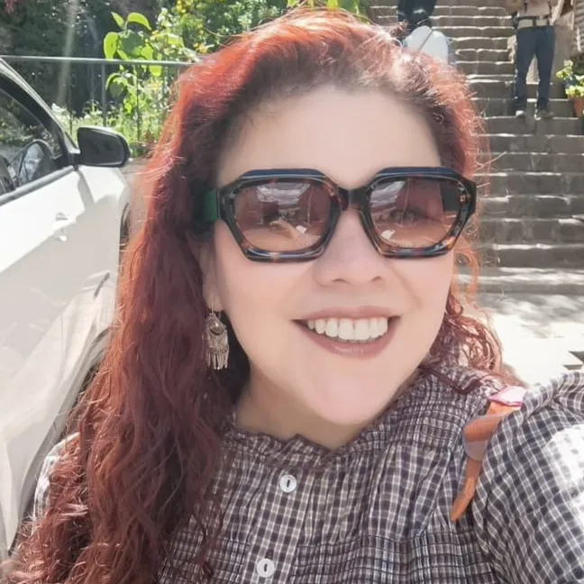“Se siente como volver a casa. No es solo formación; es acompañamiento, oración y verdad con calidez.”