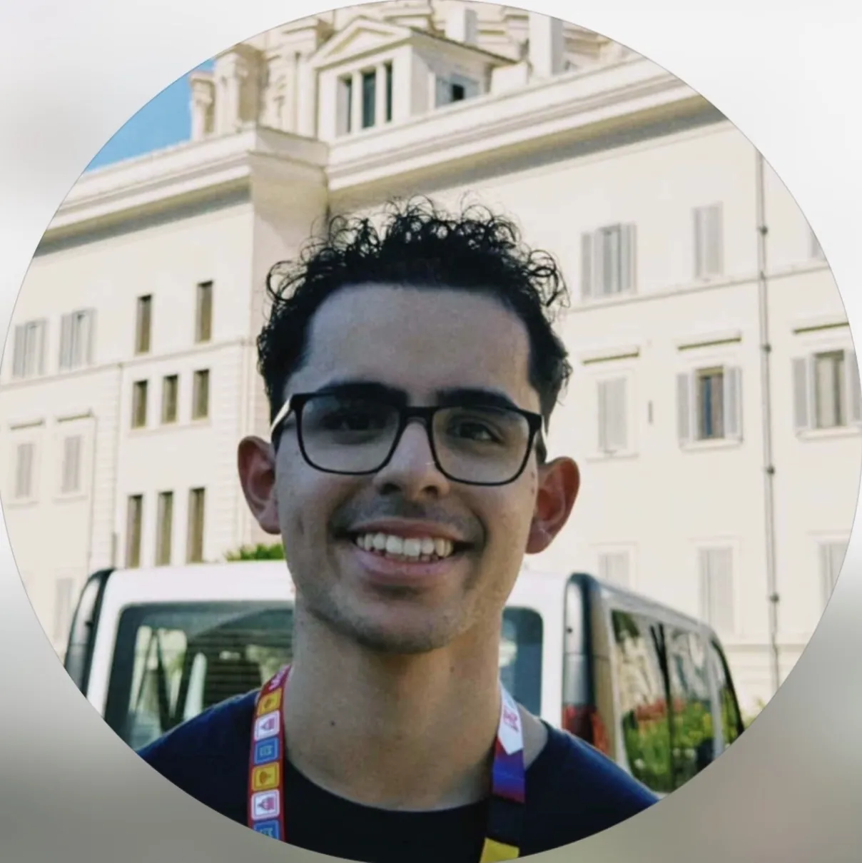 "Me encantó este test. Sinceramente, es un test que no sabía que necesitaba, pero que me confrontó con preguntas difíciles que nunca me había hecho. Me hizo detenerme y preguntarme si realmente me estoy convirtiendo en el hombre que Dios soñó, y si estoy llevando mi masculinidad de la manera correcta."