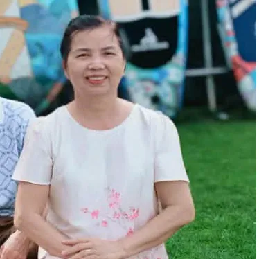I can't thank Ha Trang enough. I feel a deeper connection with my body and a gentle love for myself. It's hard to explain, but it's a beautiful feeling.