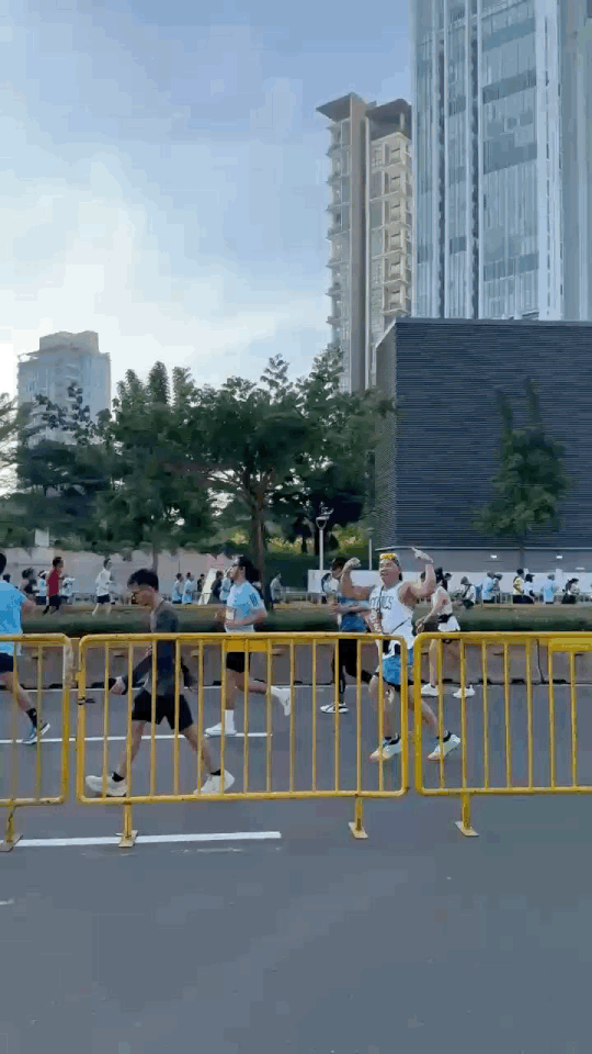 92186ea8-ec5c-44a8-aa98-bc0762eea158-1761618562833.gif