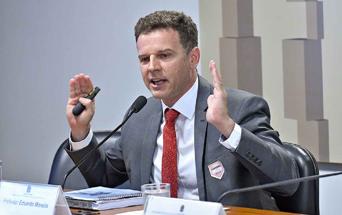 Eduardo Moreira.jpg